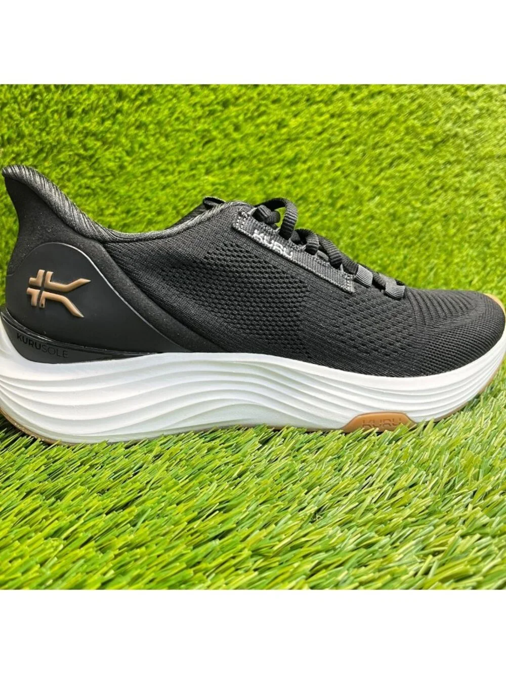 Kuru Atom 2 Womens Size 10 Black White Athletic Running Walking Shoes Sneakers